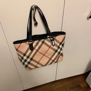 burberry purse